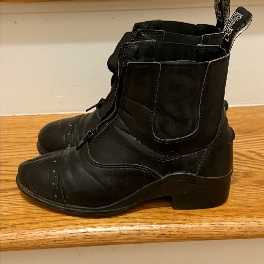 Kids Riding Boots size 5